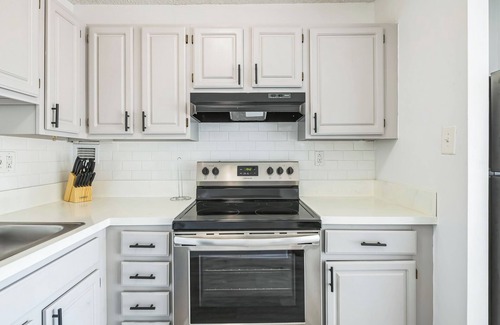 Bellevue Apartment | Legacy at Imperial Village 516 I 2 Bed 2 Bath