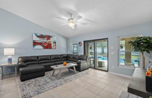Legacy Park Villa | Legacy Park Villa- 5BR, Pool, Spa & Near Disney villa