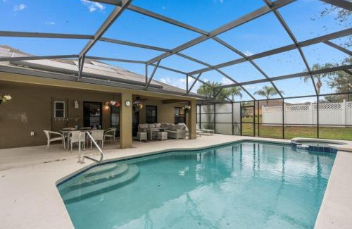 Legacy Park Villa | Legacy Park Villa- 5BR, Pool, Spa & Near Disney villa