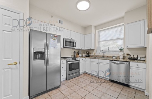 Gulfport Condo | Legacy Tower One 201 Overlooks the beautiful Gulf in Gulfport, MS!