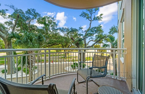 Gulfport Condo | Legacy Tower One 201 Overlooks the beautiful Gulf in Gulfport, MS!