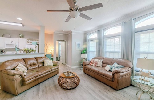 Gulfport Villa | Legacy Villa 2604 - 2 bedroom 2 bath with garage in beachside neighborhood