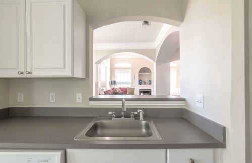 Gulfport Villa | Legacy Villa 506 - 2 bedroom 2 bath with garage in beachside neighborhood