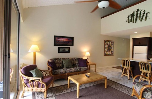 Kahuku Condo | Legal Short Term on Golf Course, Upper Floor - Have a relaxing vacation in Oahu