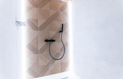 Prefecture Apartment | Legend Majestic SPA - Insolite & Unique - Champagne - Parking privé