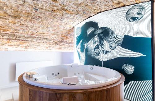 Prefecture Apartment | Legend Majestic SPA - Insolite & Unique - Champagne - Parking privé