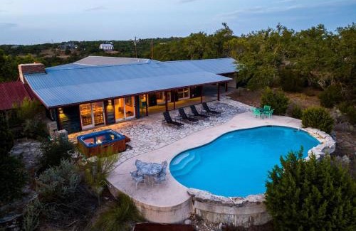 Dripping Springs House | Legendary 3 Bedroom Estate with Pool & Hot Tub!