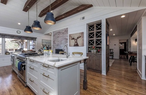 Cashiers House | Leggacy Heights – Mountain Views, Cozy Vibes, Minutes from Town