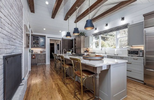 Cashiers House | Leggacy Heights – Mountain Views, Cozy Vibes, Minutes from Town