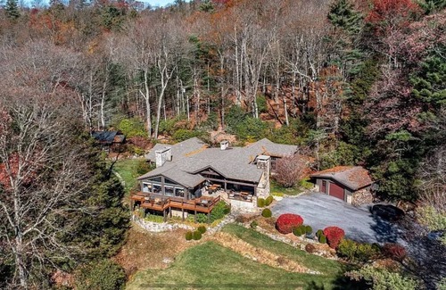 Cashiers House | Leggacy Heights – Mountain Views, Cozy Vibes, Minutes from Town