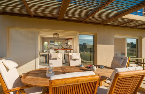 Lavreotiki Villa | Legrena Beach Villa in Sounio (just meters away from a quiet sandy beach)