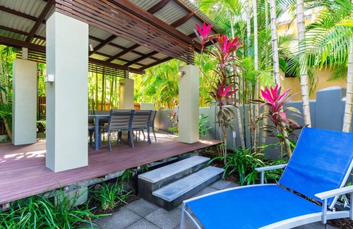 Port Douglas Villa | Leilani Melia - 3 Bedroom Beachfront Villa