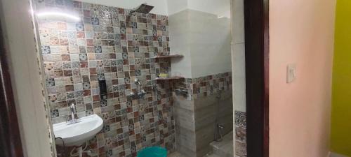 Varanasi House | leisure home stay