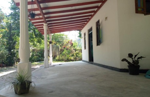 Habaraduwa Villa | Leisure Villa