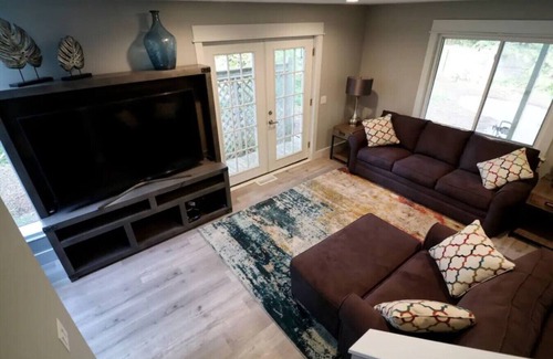 Leland House | Leland Harbor Blue