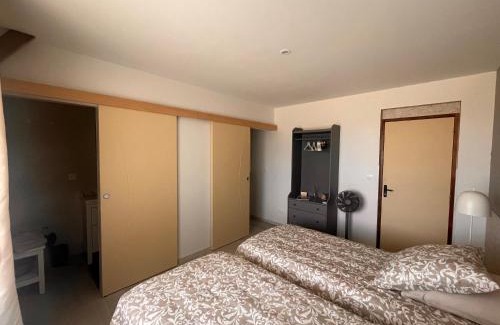 Mazeyrolles Bed & Breakfast | lelotusnoir-Périgord