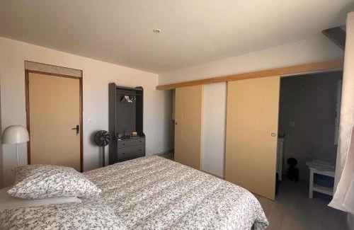 Mazeyrolles Bed & Breakfast | lelotusnoir-Périgord