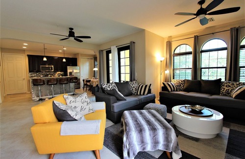 Ole Villa | Lely Ole 'and Beautiful Lely Resort