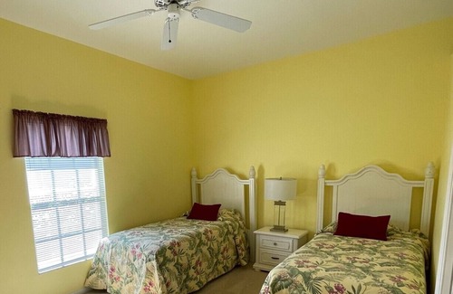 Falcons Glen House | Lely Resort Villa with "Players Club & Spa" access. 28+ nights discounted rate.