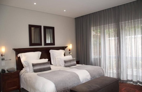 Paarl House | Lemoenkloof Boutique Hotel