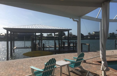 Grove City House | LEMON BAY HIDEAWAY - Gorgeous 3/2 with Boat Dock on Lemon Bay!