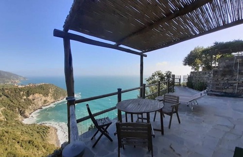 Vernazza Apartment | Lemon Suite - Prevo Cinque Terre