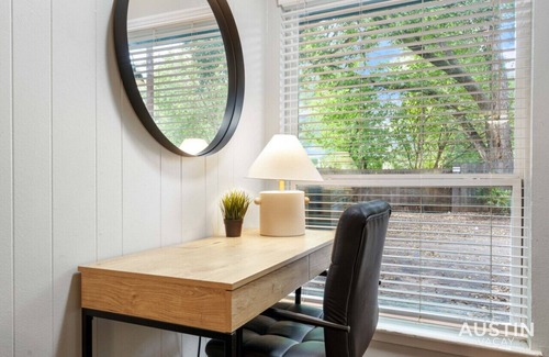 Hyde Park Apartment | Lemon Tree #106 xxxx