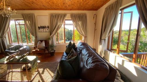 Hoekwil House | Lemon Tree Countryside Holiday Home