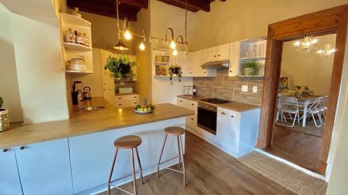 Hoekwil House | Lemon Tree Countryside Holiday Home