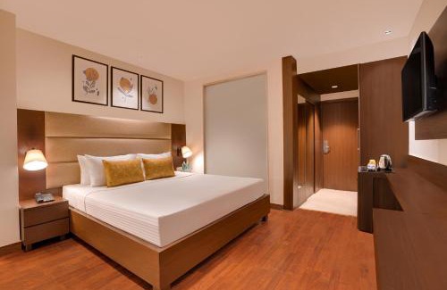 Noida Hotel | Lemon Tree Hotel, Noida
