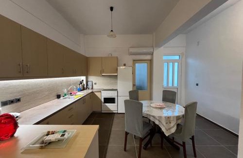 Monastiraki House | Lemon Tree House