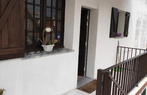 Nazare House | Lemos family beach house