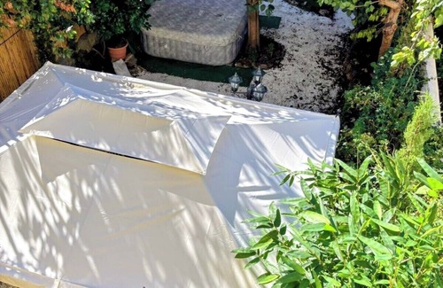 Pisa City Centre House | Leonardo House Pisa Garden Center Whirlpool Pool