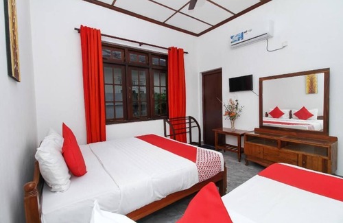 Mount Lavinia House | Leos Home Stay