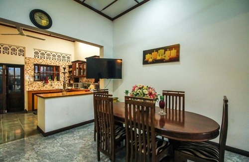 Mount Lavinia House | Leos Home Stay