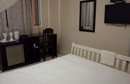 Livingstone House | LePatino Guest House