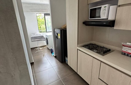 Pereira Apartment | lEPl Comfy Apt, Tv,Parking,Washer,Good Location