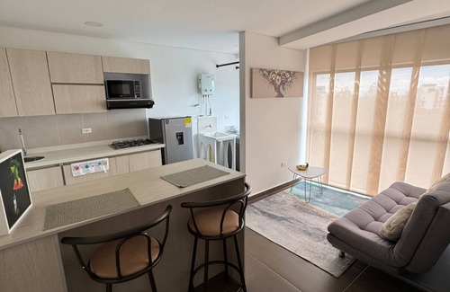 Pereira Apartment | lEPl Comfy Loft w/Tv,Washer,Parking,Well Location