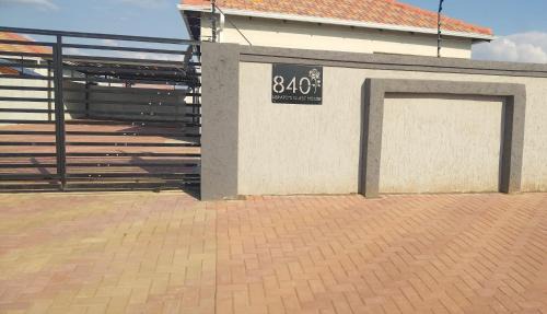 Polokwane Apartment | Lerato's Guesthouse