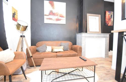 Valenciennes Apartment | leRelaisdOdile11 - BEL APPART CHIC INDUST - HYPERCENTRE - TRAM