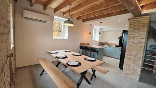 Bats House | Les Écrins de Mounet