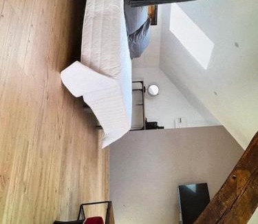 Alencon House | Les 3 petites pommes