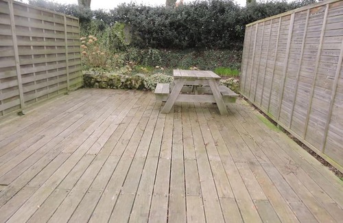 Saint-Nicolas-de-la-Haie House | Les amoureux