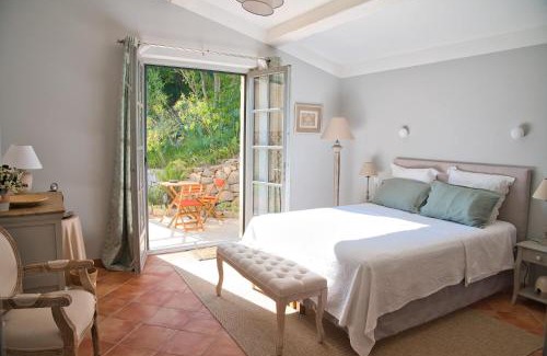 Carces Bed & Breakfast | Les Apiers, chambre d'hôtes de charme à Carcès