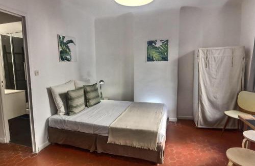 La Castellane Apartment | Les Appartements d'Edmond St Sebastien