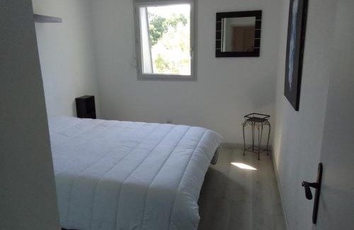 Mers-les-Bains Apartment | Les baigneurs apt très calme 2 chambres 58 m2 parking privé et balcon