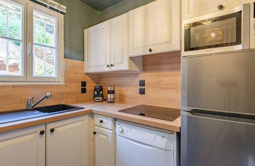 La Nartelle House | Les Bastides des Hauts du Golf by Interhome