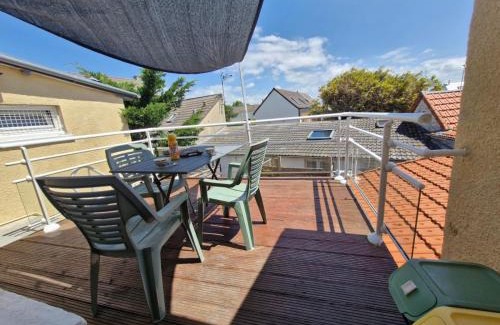 Saint-Martin de Brehal Apartment | Les Bleuets