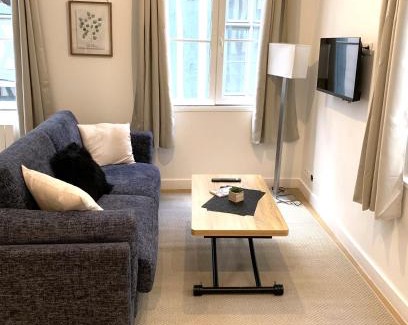 Quartier Vieux Marche-Cathedrale Apartment | Les Bons Enfants 2