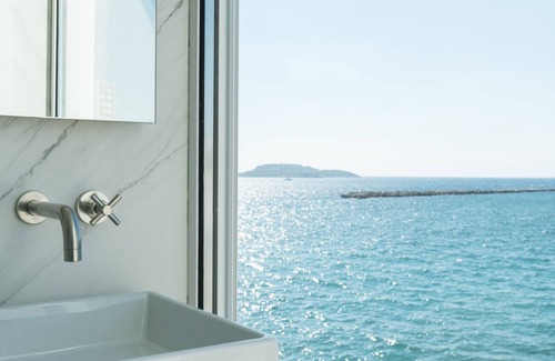 Le Pharo Hotel | Les Bords de Mer - Fontenille Collection